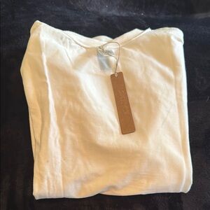 Skims Cream T-Shirt with tag